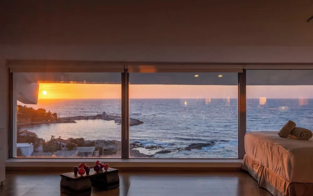Icarus Luxury Beachfront Villa