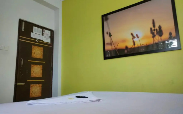 STAYMAKER Mishika Guest House