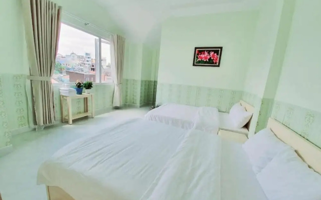 Dalat Pho Hotel