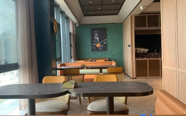 Orange Hotel (Beijing Shuangqiao Subway Station Wanda Square Branch)