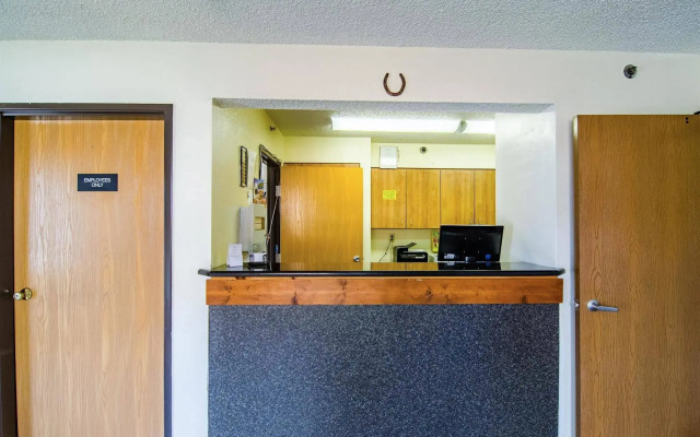 Motel 6 Montoursville, PA - Williamsport