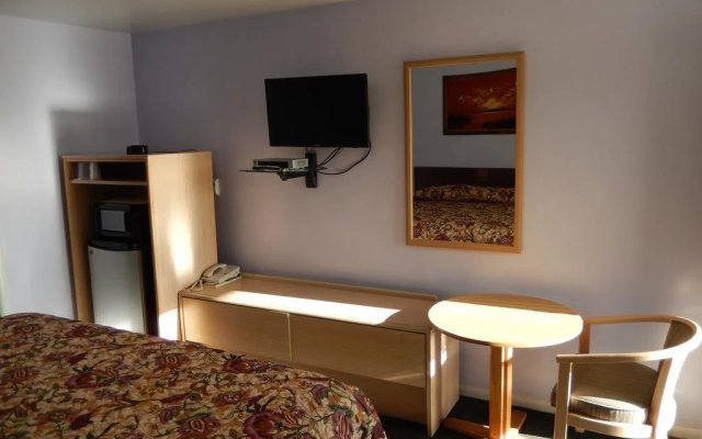 Townsman Motel