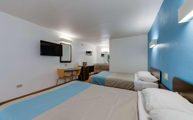 Motel 6 Kingston, TN