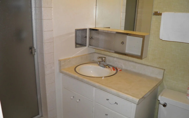 1149 Herbert Unit B