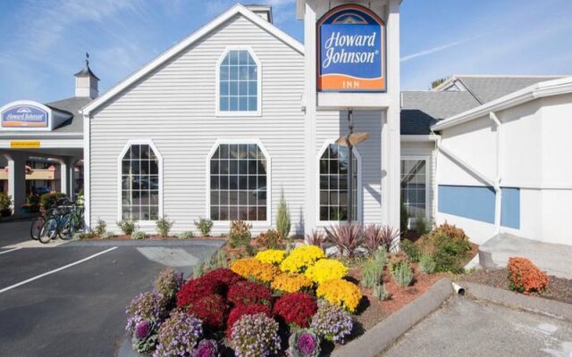 Howard Johnson by Wyndham Mystic in Mystic, United States of America from 162$, photos, reviews - zenhotels.com hotel front