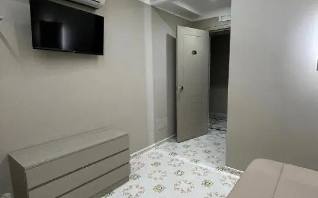 Hotel 2000
