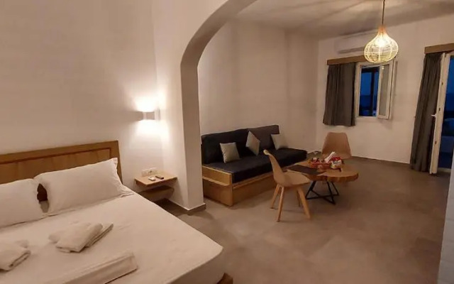Casa Di Kimolos Apartments