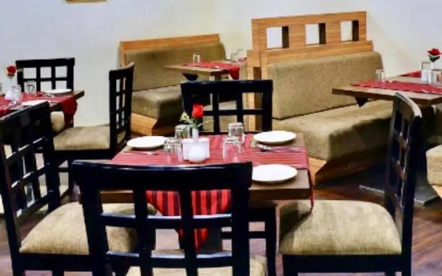 Hotel Shanti Palace