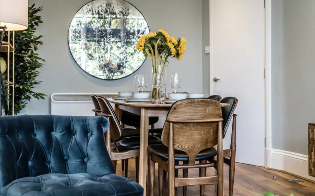 Host Stay Catharine Quarters