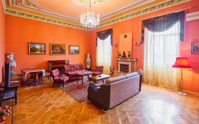Апартаменты Royal Suite на улице Низами