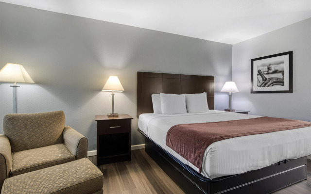 Best Western Lake Conroe Inn