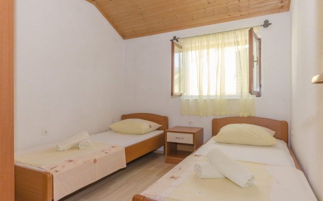 Apartments Romic