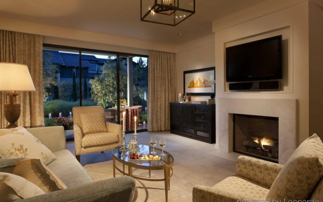 Rosewood Sand Hill