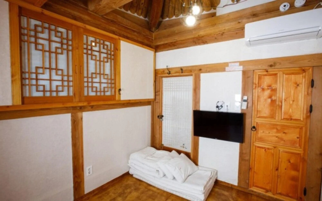 Jeonju Gaeunchae Pension 2