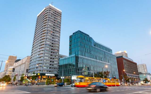Отель Little Home - City Center 2 вид на фасад