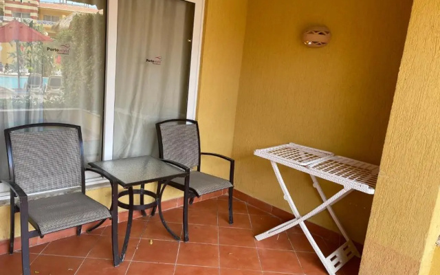 Patio suit, Porto marina