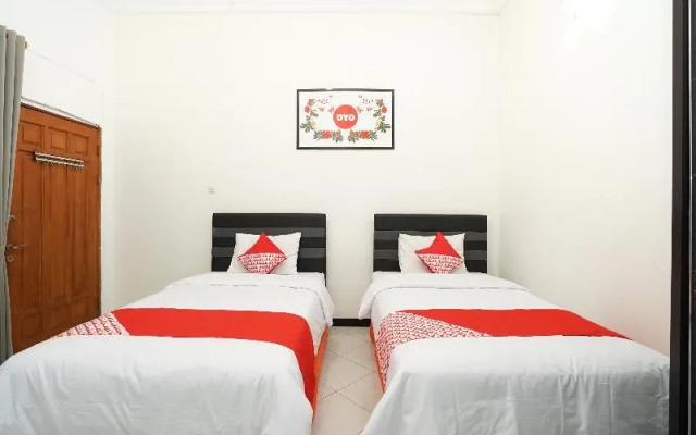 Oyo 631 Tjahaja Baroe Residence Syariah