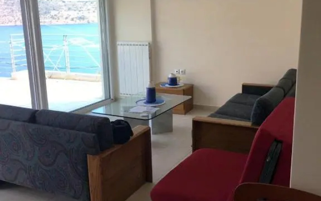 Ageranos seaview house