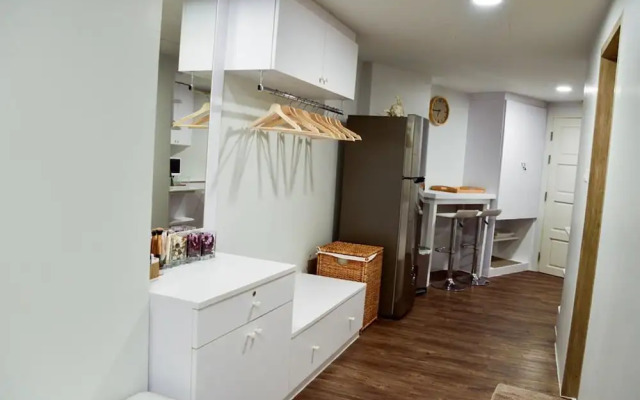 Sandy Beach Condo 15E