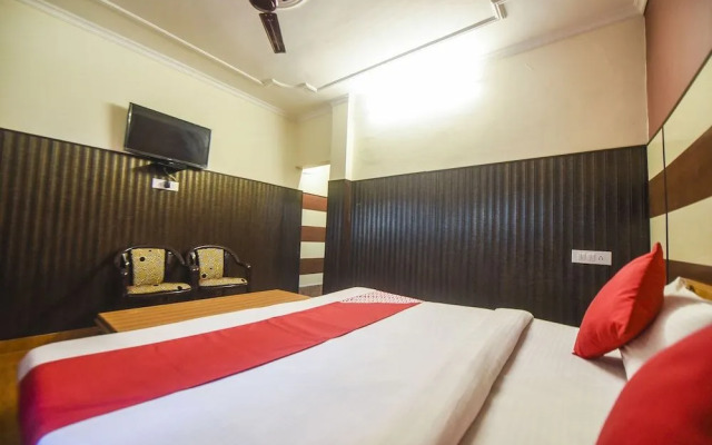 OYO 12411 Woodside Guest House