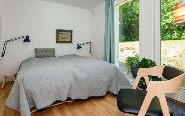 5 person holiday home on a holiday park in Ebeltoft
