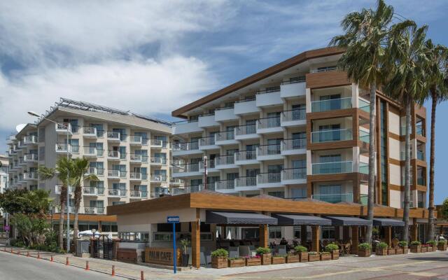 Riviera Hotel & Spa вид на фасад