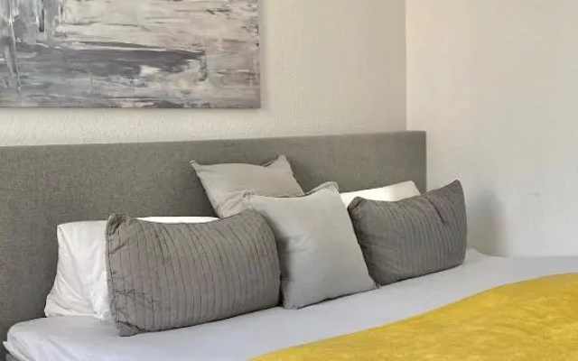 Grand Suite mit Terrasse & Parkplatz - ABC298
