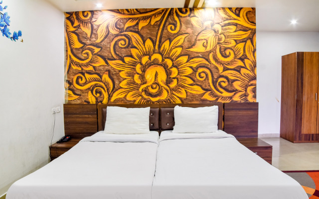 FabHotel IR Luxaria