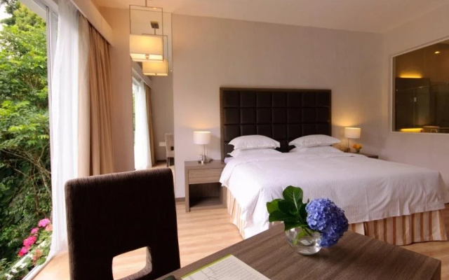 The Hill Hotel & Resort Sibolangit