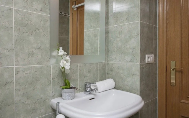 SingularStays Candela III