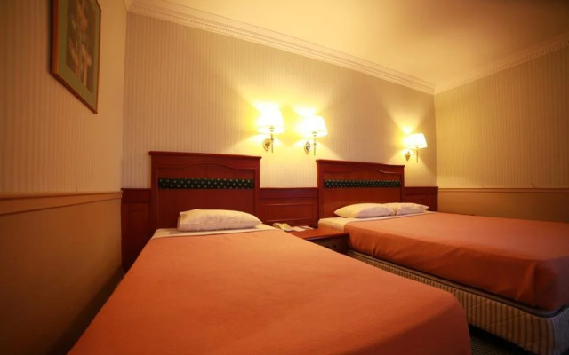 New Pacific Hotel