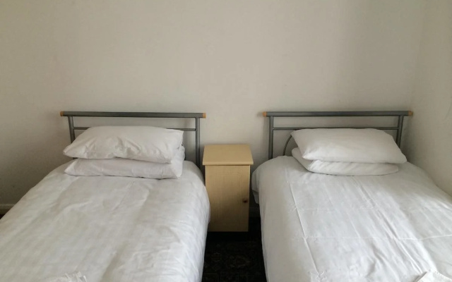 Lindal Hotel