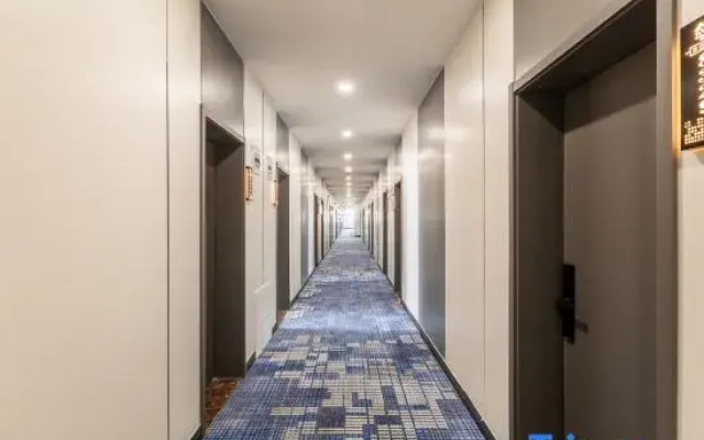 Rujia Ruibai Yun Hotel (Tianjin Beichen Xiditou Branch)