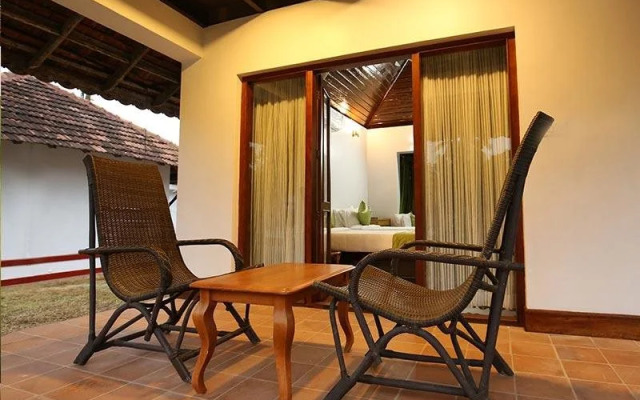 Ayurrathna Coir Village Lake Resort Alleppey