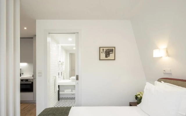LSA Chiado Emenda by Numa