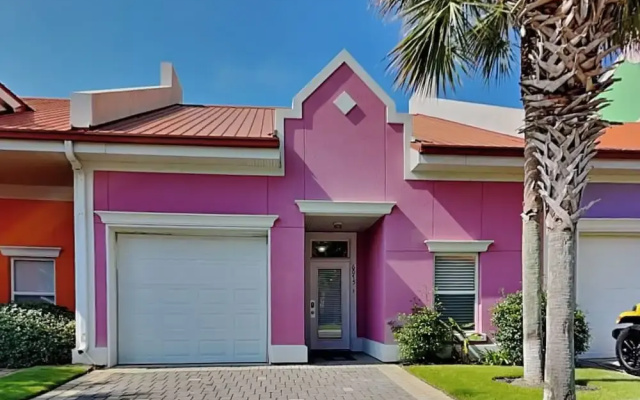 Banana Bay Townhome #6075 by Southern Vacation Rentals