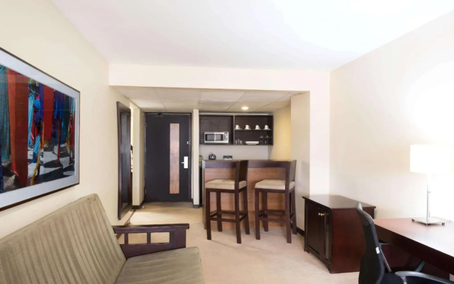 Tryp San Jose Sabana