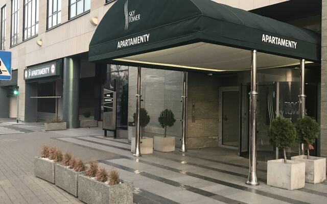 Апартаменты 40th+ Floor Luxury Apartments in Sky Tower вид на фасад