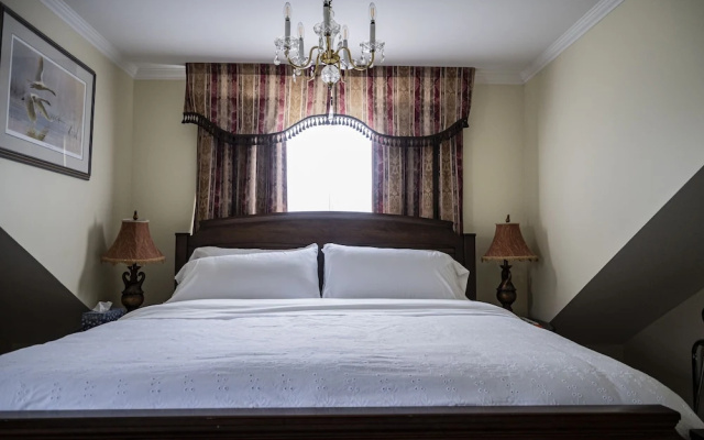 Belle View Manor Inn