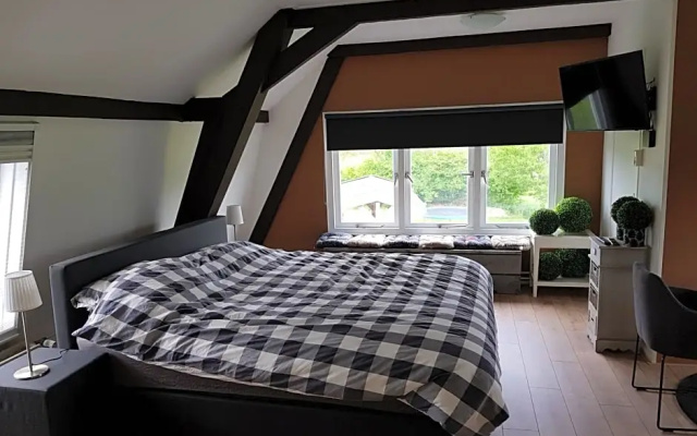 B&B BY Chantal