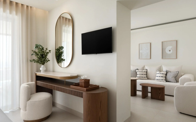 Vione Paros Hotel