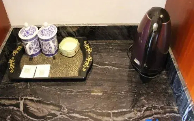 Junyi Hotel(Nanjing Jiangning Nanjing South Railway Station Wanda Store)
