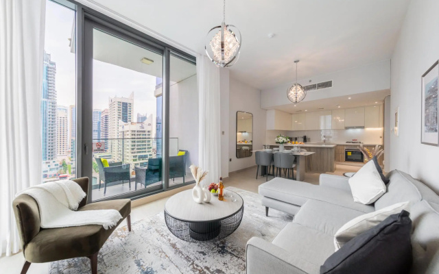 DXB - LIV Residence - 906 - DM