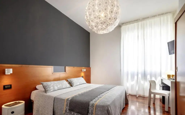 Euro Hotel