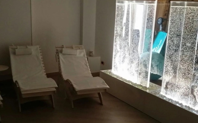 Sunshine Hotel & Spa