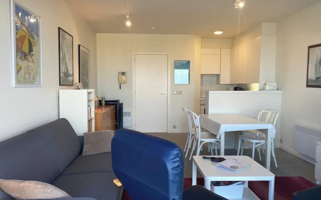 Studio in Nieuwpoort With Stunning Sea Views