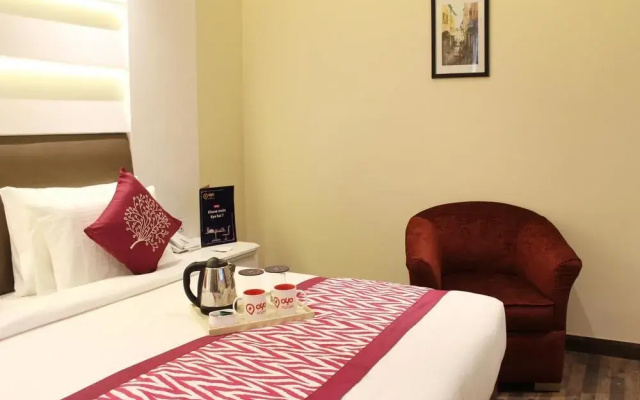 Hotel Picasso Residency Naraina Delhi - Couple Friendly Local IDs Accepted