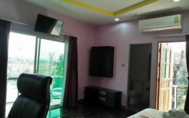 Subpaisarn Hotel
