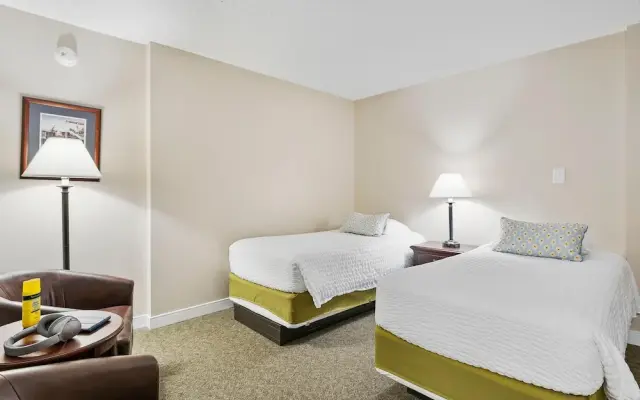 Top Floor Standard Suite