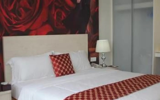 Royal Marina Hotel